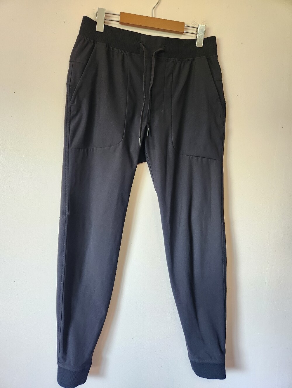 Lululemon Mens Black ABC Jogger 30" Warpstreme Tapered Sweatpants Size M Sleek
